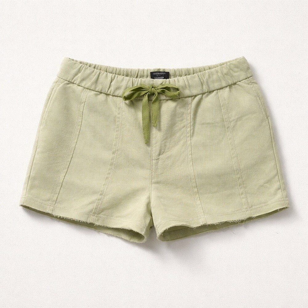 Paper Moon Shorts Womens Size L Pistachio Lime Drawstring Pull-On NWT - Picture 2 of 4